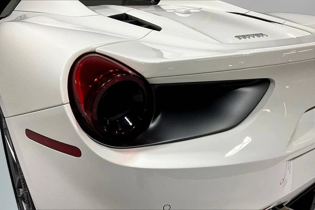 2017 Ferrari 488 Spider - Image 19 of 29