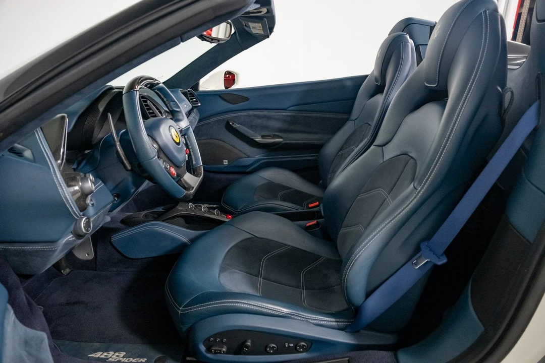 2017 Ferrari 488 Spider - Image 27 of 31