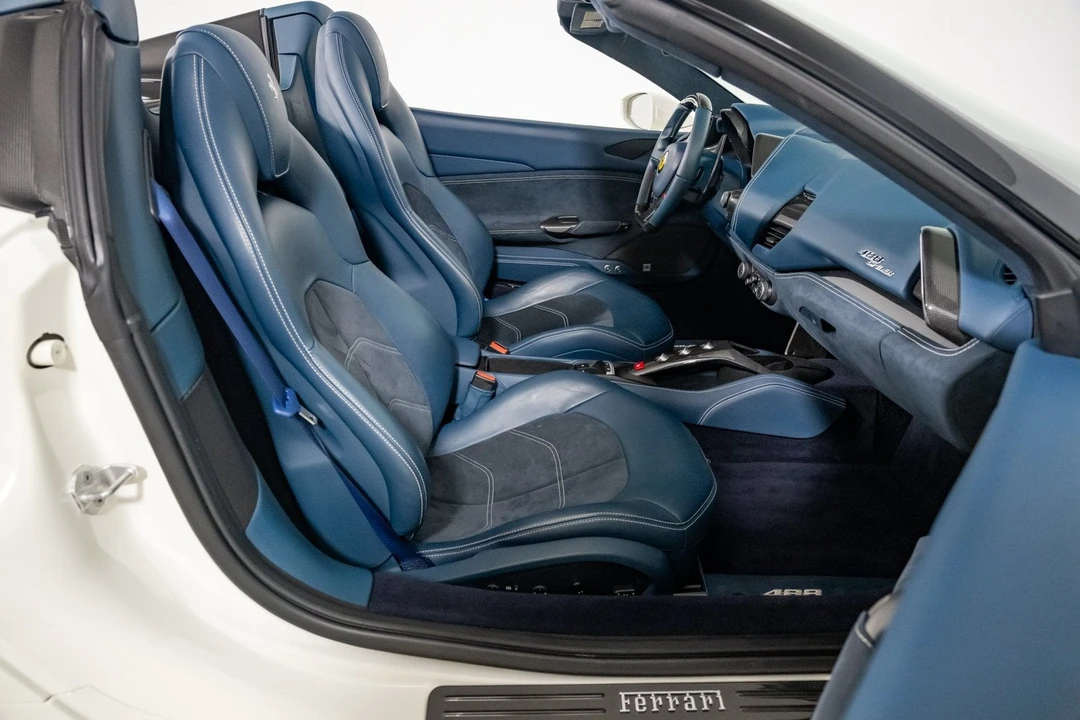 2017 Ferrari 488 Spider - Image 31 of 31