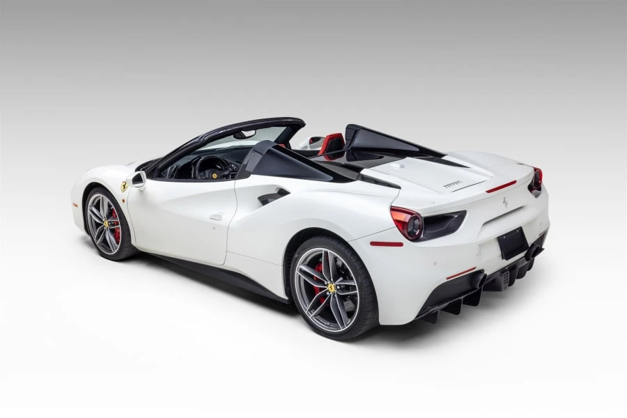 2017 Ferrari 488 Spider - Image 16 of 31
