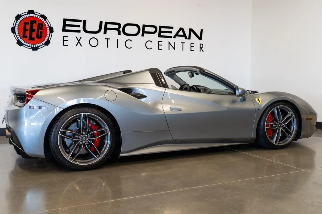2017 Ferrari 488 Spider - Image 11 of 21