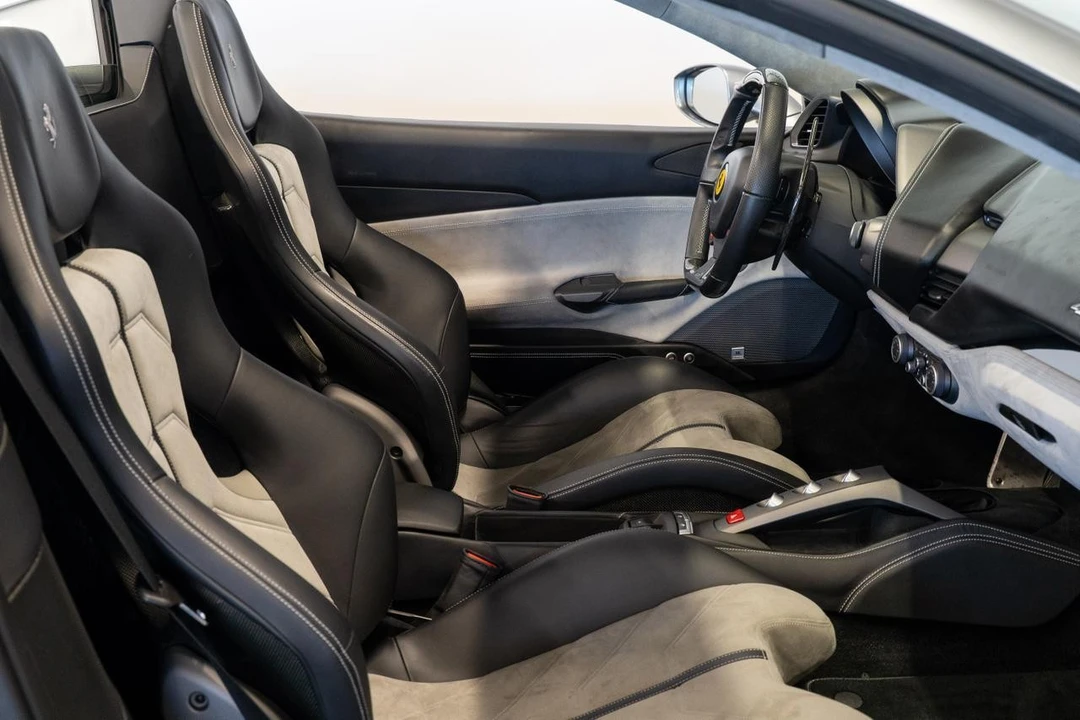 2017 Ferrari 488 Spider - Image 6 of 21