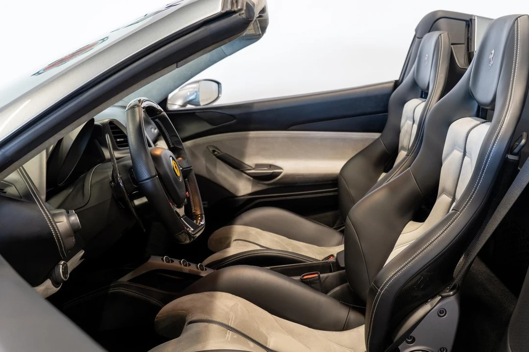 2017 Ferrari 488 Spider - Image 4 of 21