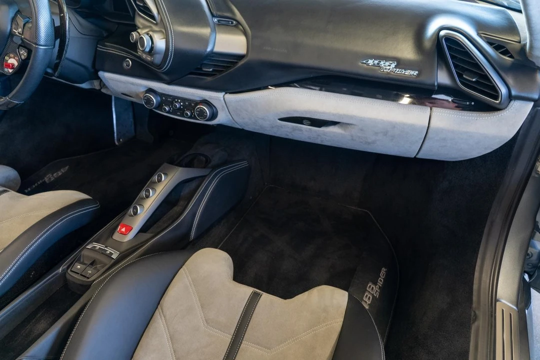 2017 Ferrari 488 Spider - Image 9 of 21