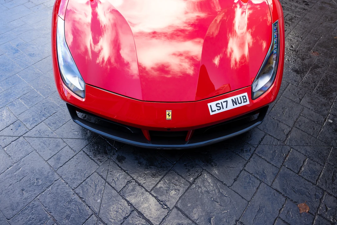 2017 Ferrari 488 Spider - Image 30 of 31