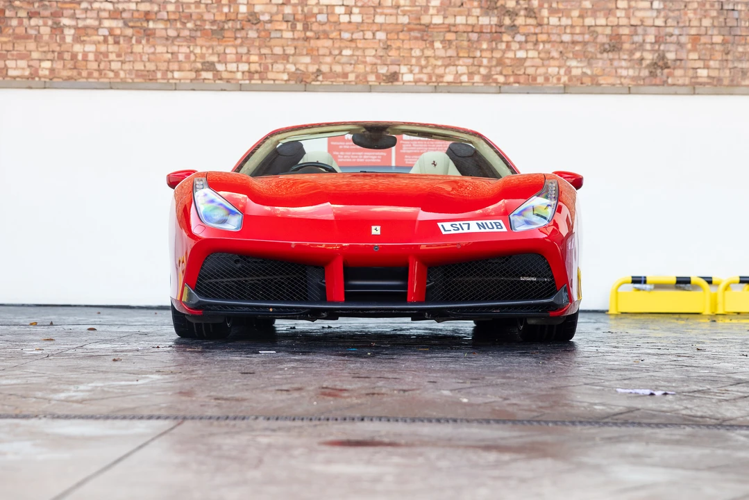 2017 Ferrari 488 Spider - Image 3 of 31