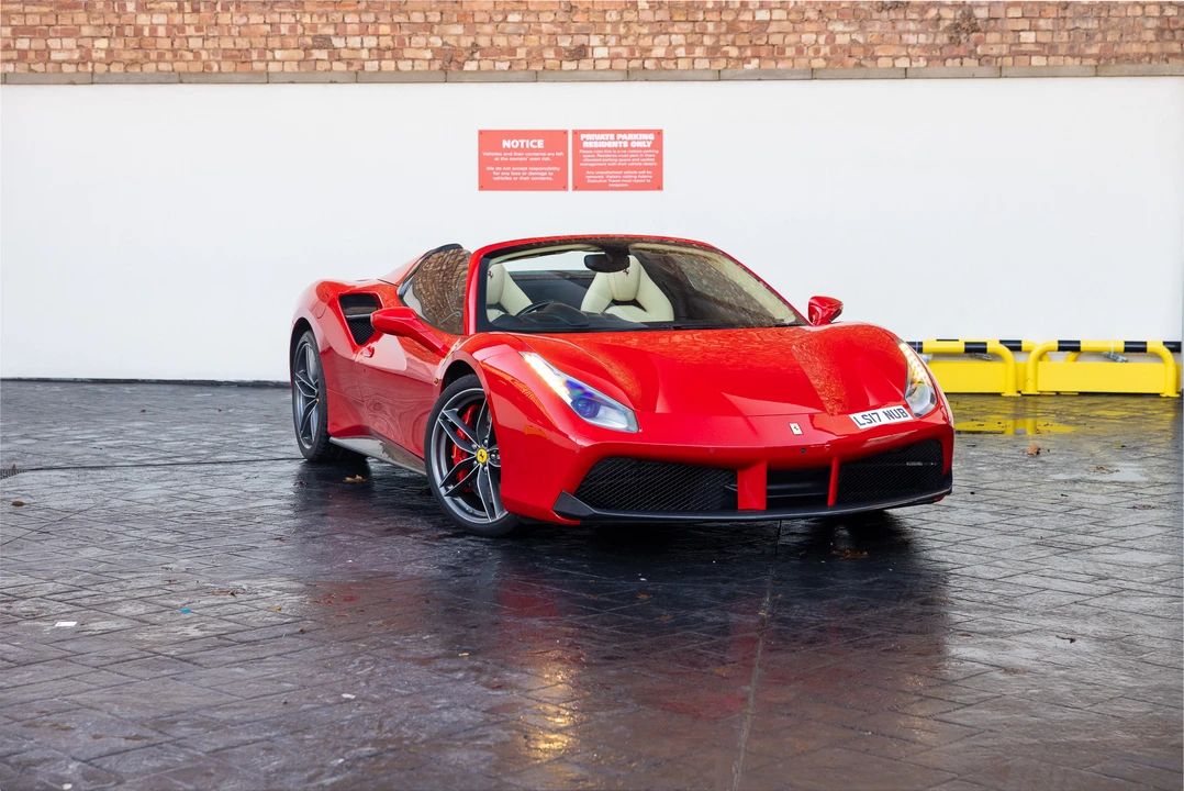 2017 Ferrari 488 Spider - Image 16 of 31