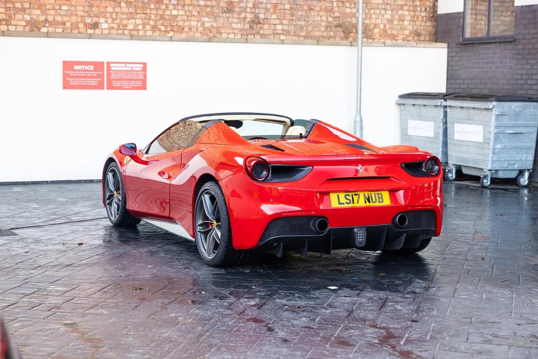 2017 Ferrari 488 Spider - Image 13 of 31