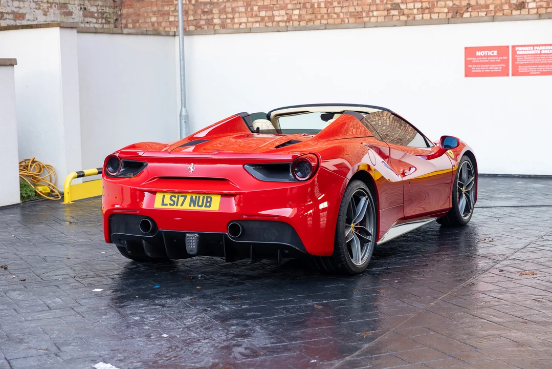 2017 Ferrari 488 Spider - Image 8 of 31