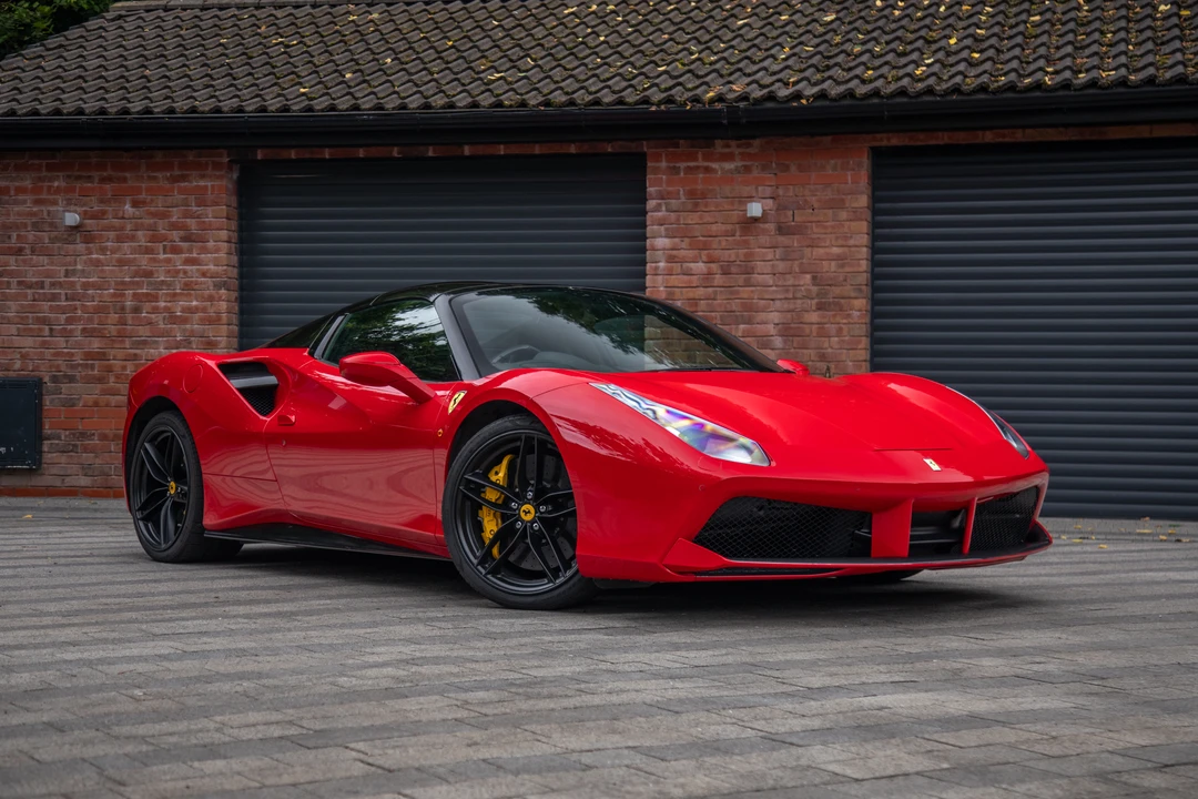 2017 Ferrari 488 Spider - Image 11 of 31