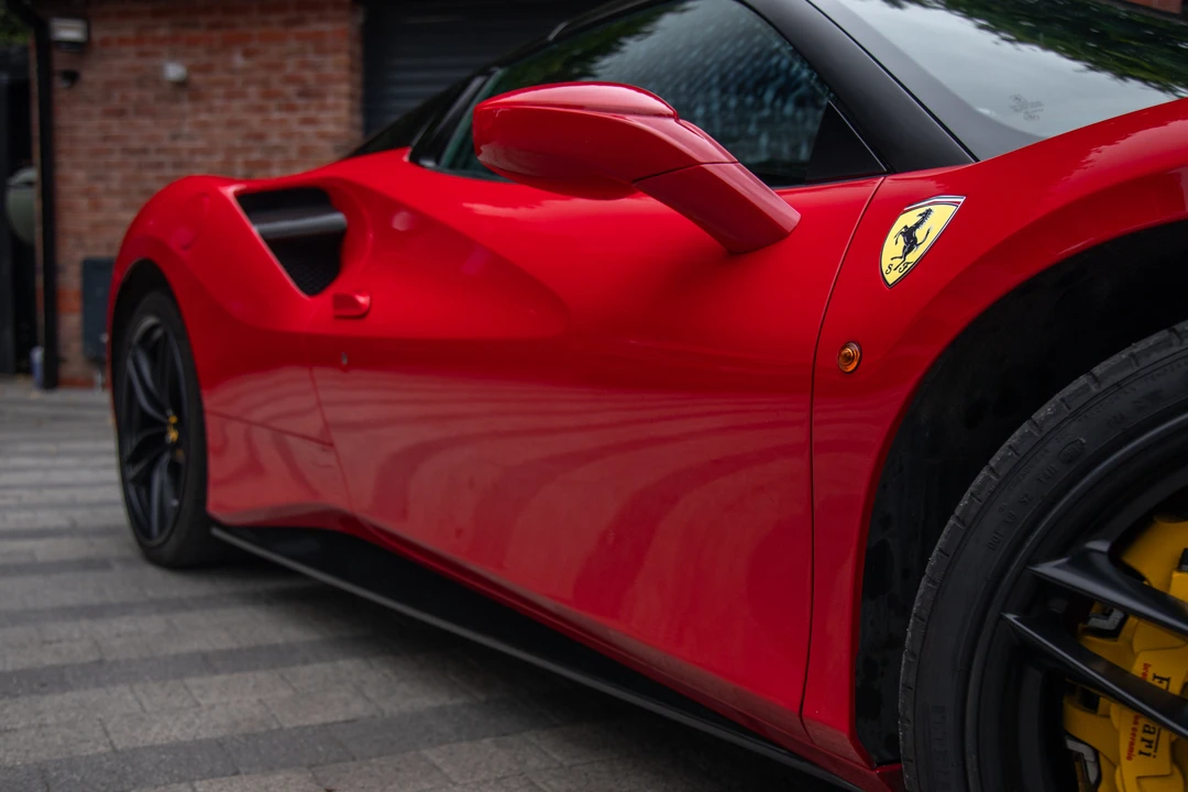 2017 Ferrari 488 Spider - Image 26 of 31