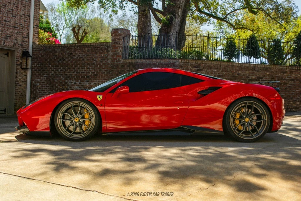 2017 Ferrari 488 - Image 3 of 12