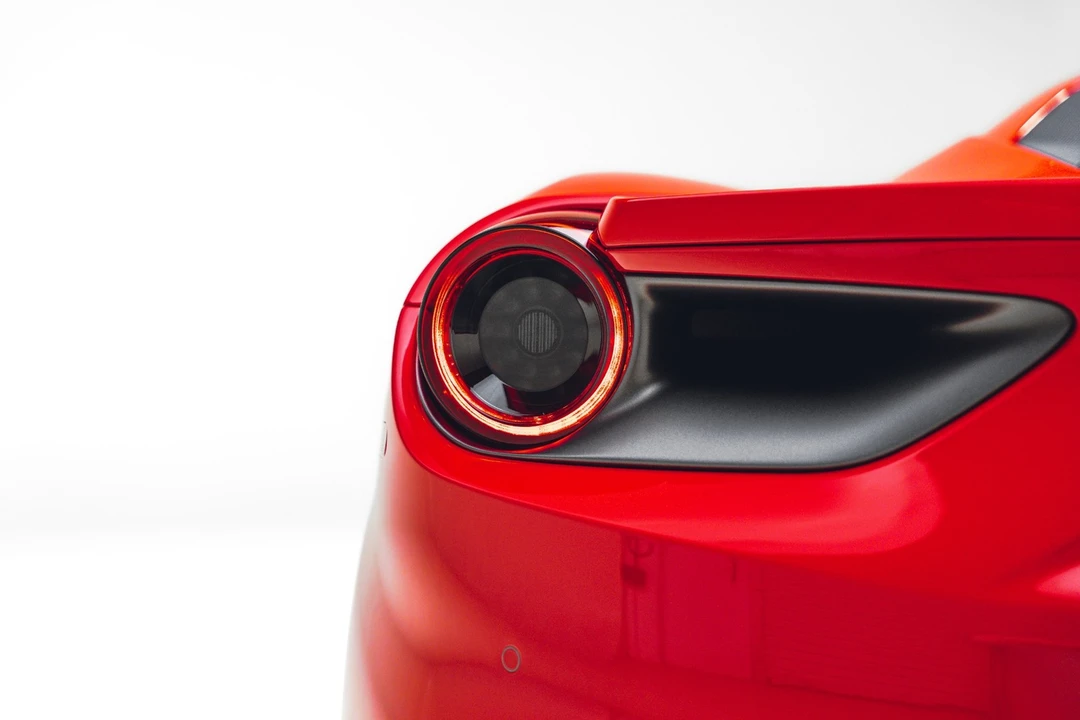 2017 Ferrari 488 - Image 29 of 31