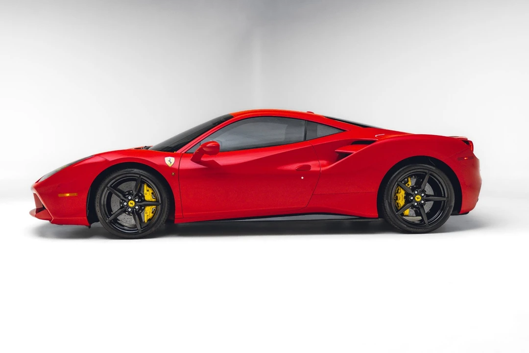 2017 Ferrari 488 - Image 5 of 31