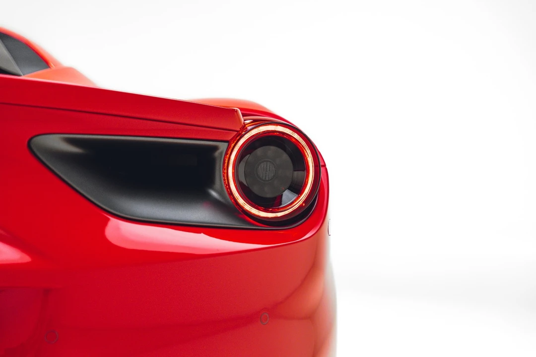 2017 Ferrari 488 - Image 30 of 31