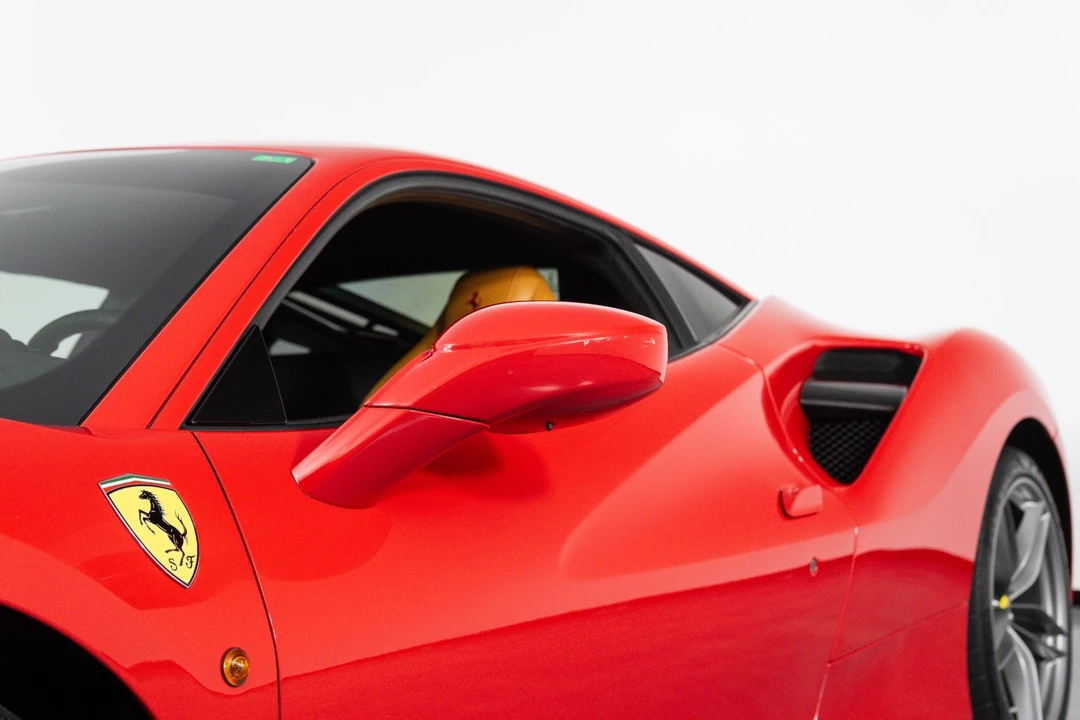 2017 Ferrari 488 GTB - Image 12 of 31