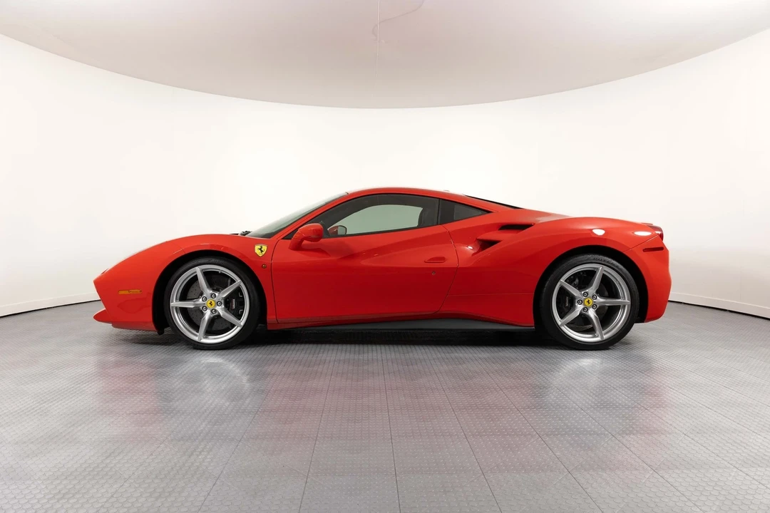 2017 Ferrari 488 - Image 3 of 12