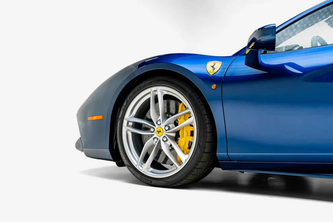 2017 Ferrari 488 GTB - Image 21 of 31