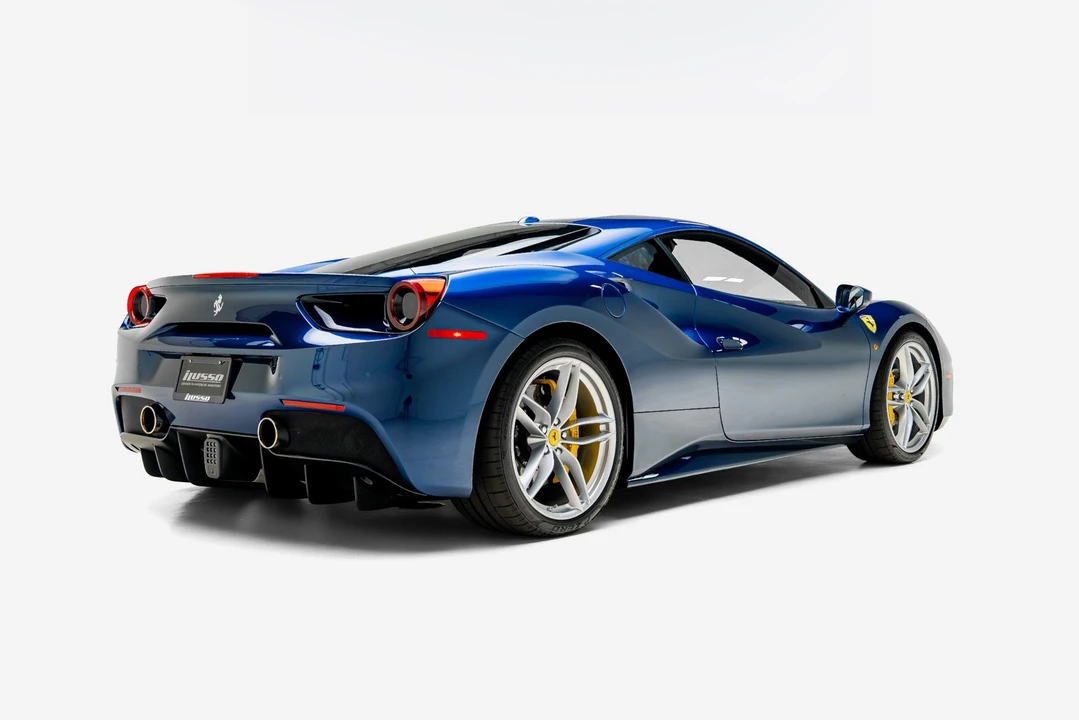 2017 Ferrari 488 GTB - Image 2 of 31