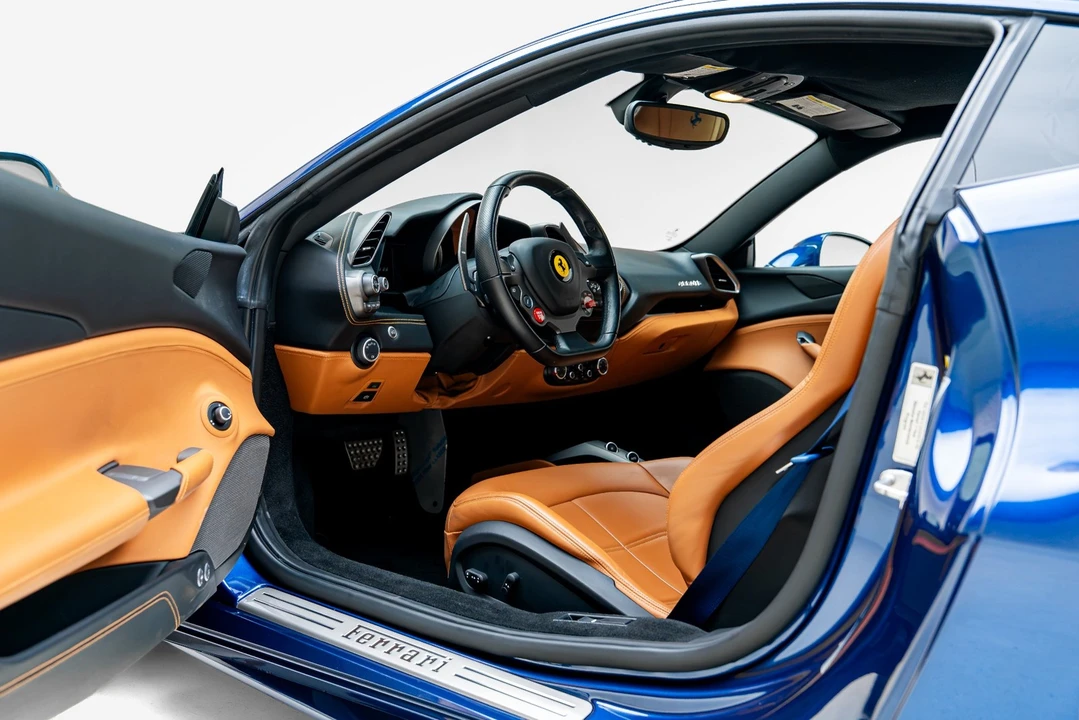 2017 Ferrari 488 GTB - Image 3 of 31
