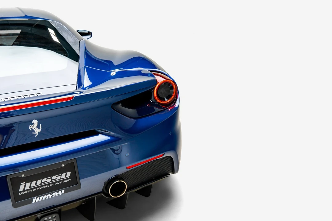 2017 Ferrari 488 GTB - Image 29 of 31