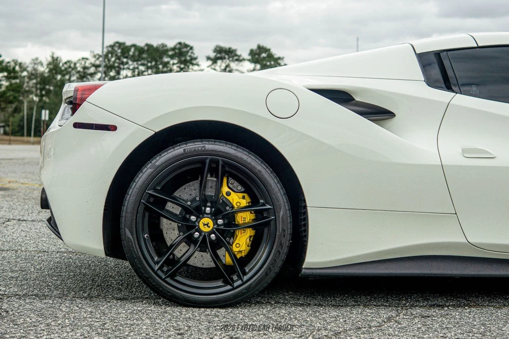 2017 Ferrari 488 - Image 9 of 12