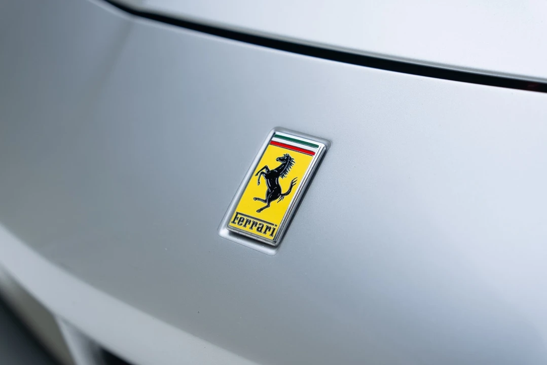 2017 Ferrari 488 - Image 10 of 21
