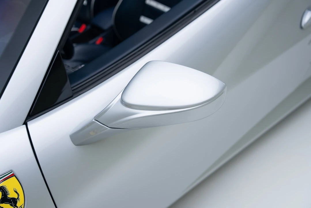 2017 Ferrari 488 - Image 16 of 21