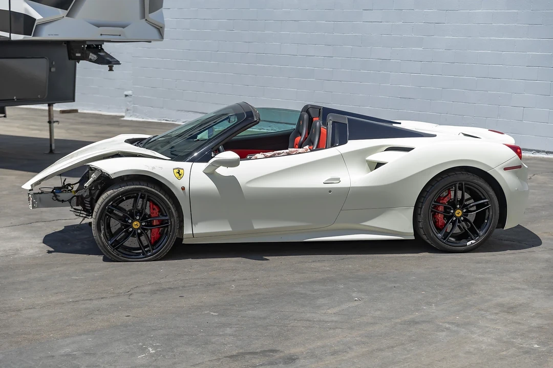 2017 Ferrari 488 GTB - Image 6 of 12