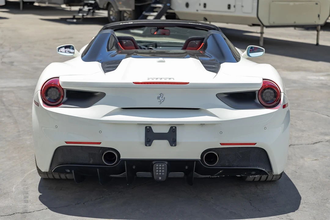 2017 Ferrari 488 GTB - Image 4 of 12