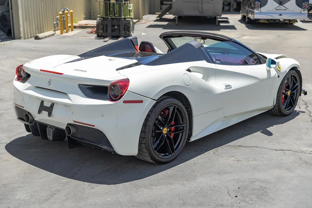 2017 Ferrari 488 GTB - Image 3 of 12