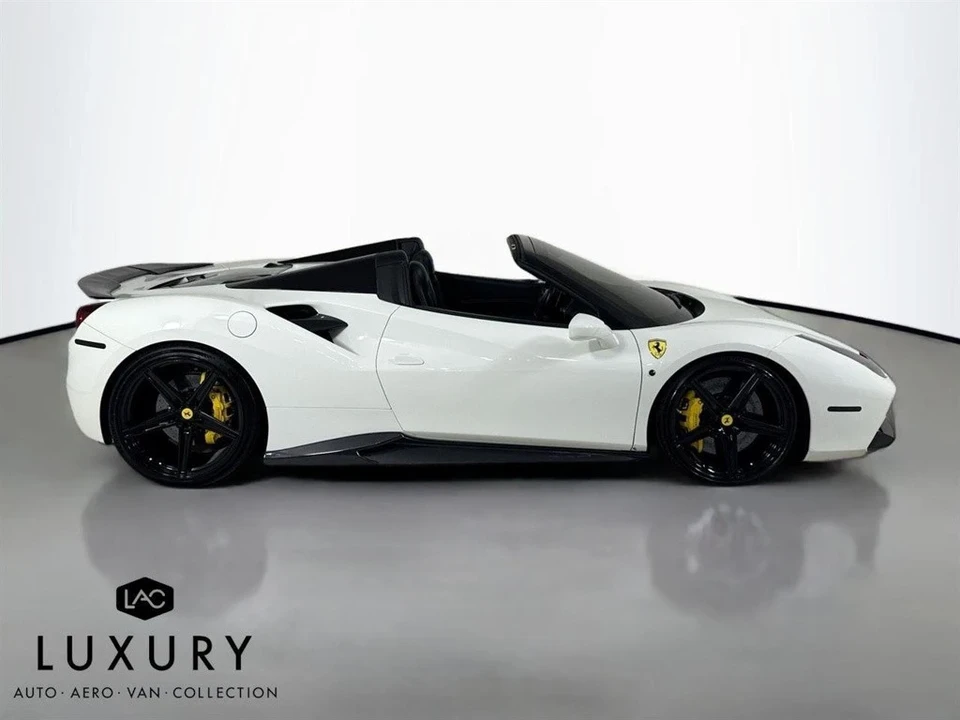 2017 Ferrari 488 - Image 3 of 12