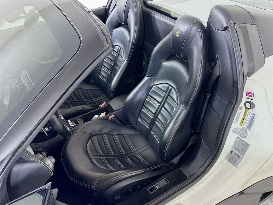 2017 Ferrari 488 - Image 11 of 12