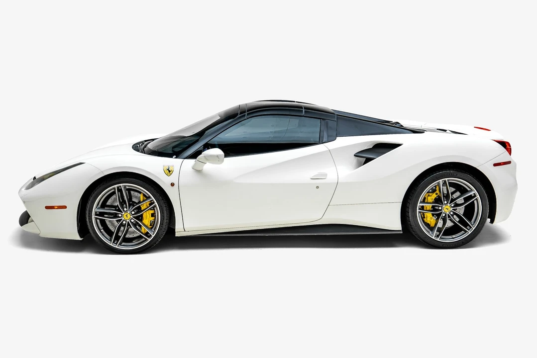 2017 Ferrari 488 - Image 6 of 31