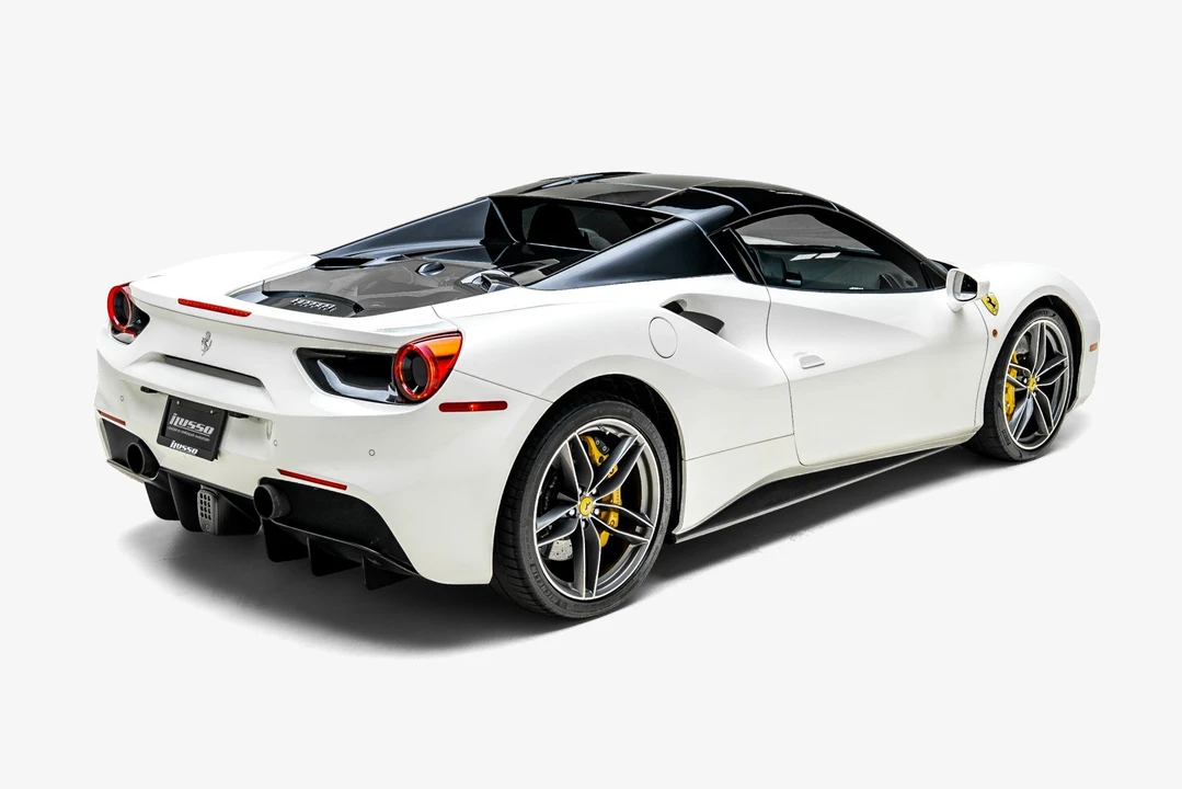 2017 Ferrari 488 - Image 11 of 31