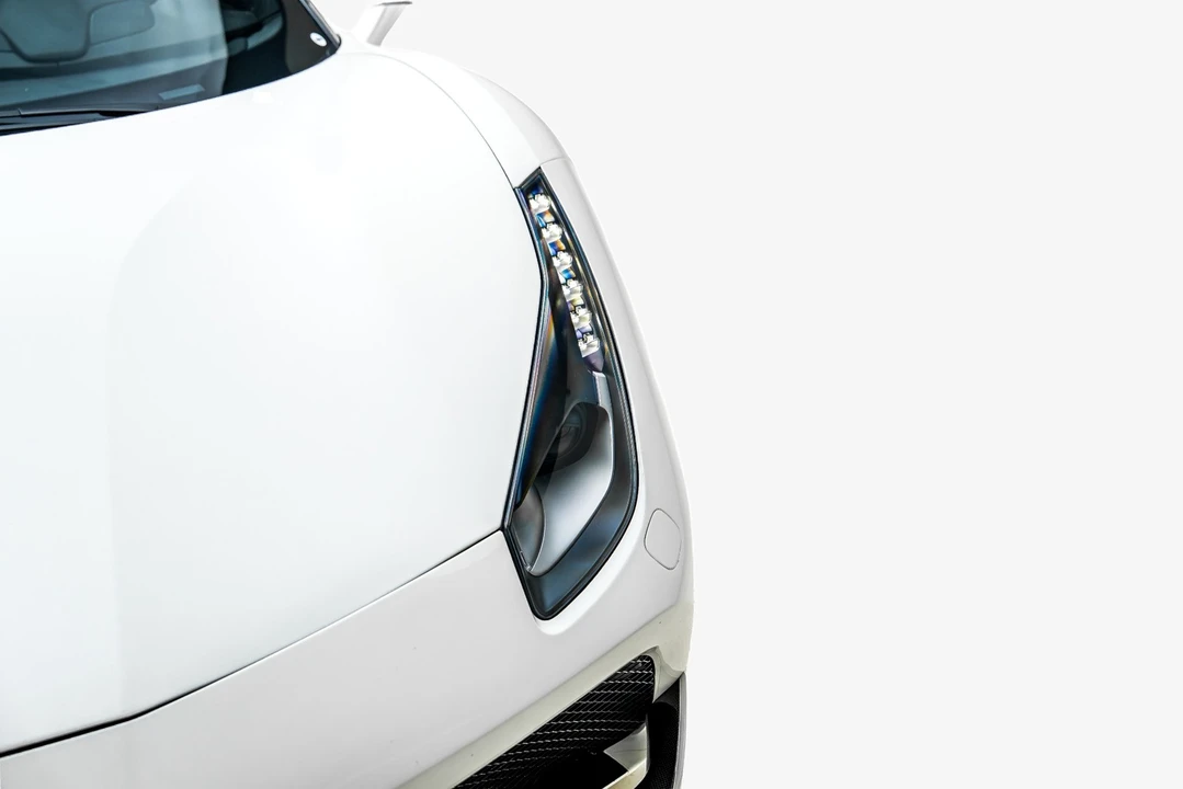 2017 Ferrari 488 - Image 17 of 31