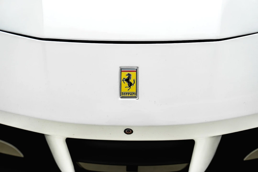2017 Ferrari 488 - Image 19 of 31