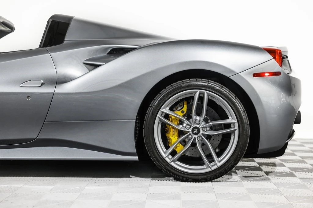 2017 Ferrari 488 - Image 15 of 21