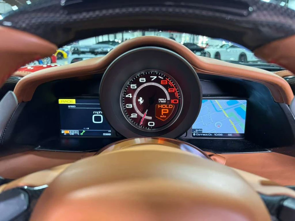 2017 Ferrari 488 GTB - Image 13 of 21