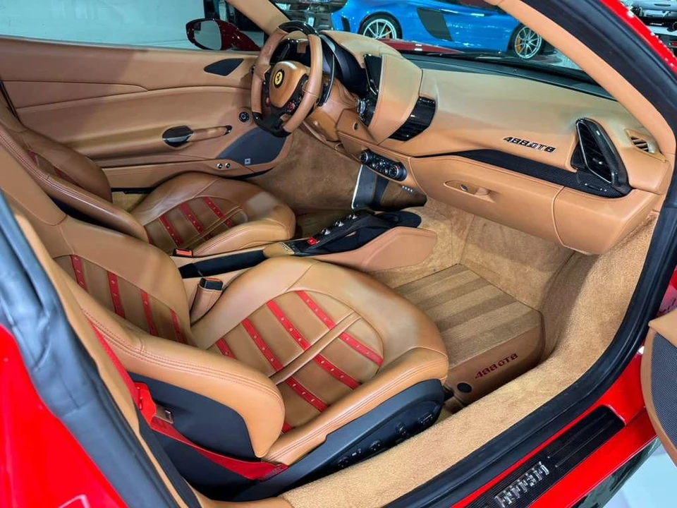 2017 Ferrari 488 GTB - Image 12 of 12