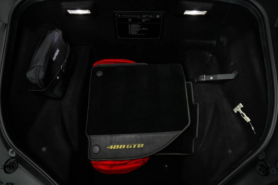 2017 Ferrari 488 GTB - Image 16 of 19