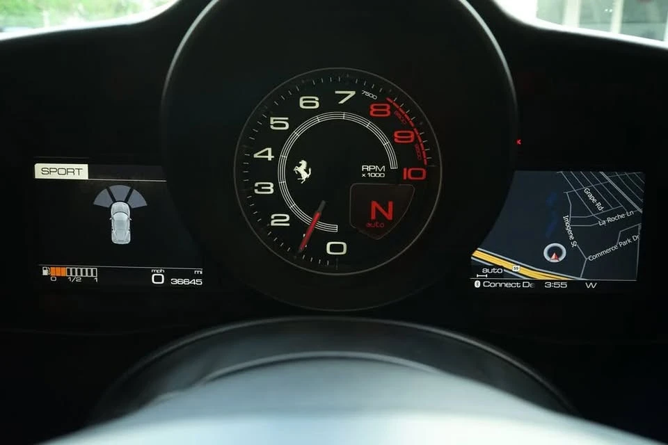 2017 Ferrari 488 GTB - Image 15 of 20