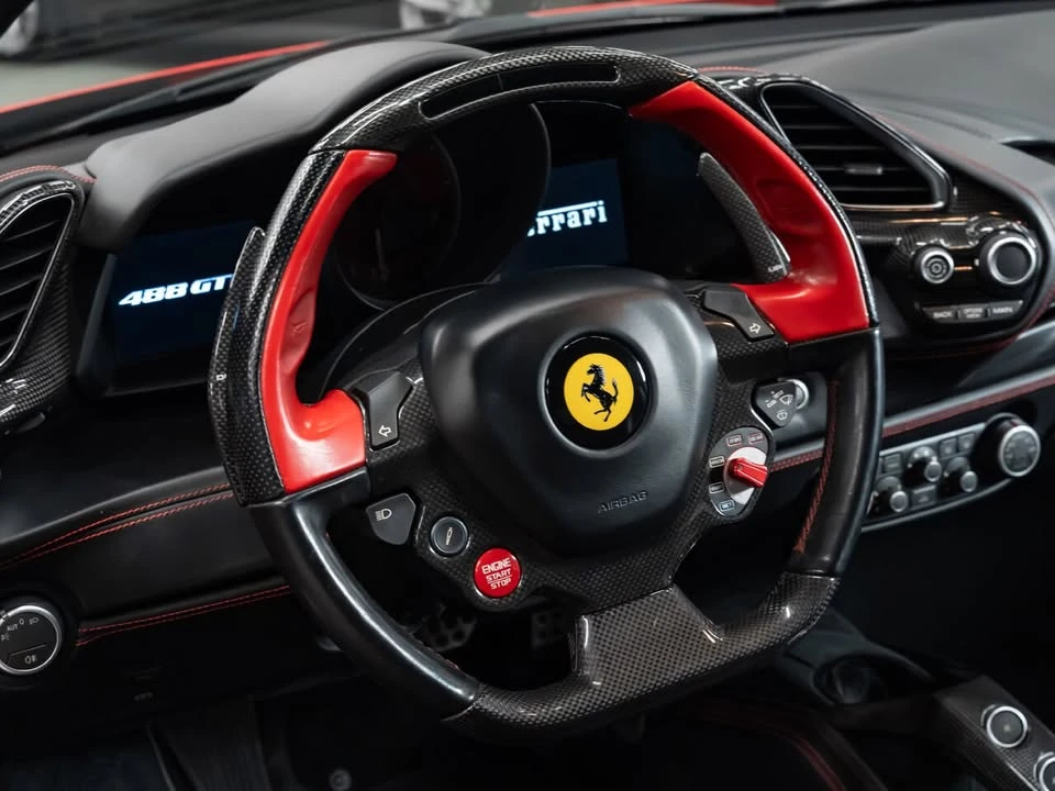 2017 Ferrari 488 GTB - Image 4 of 8