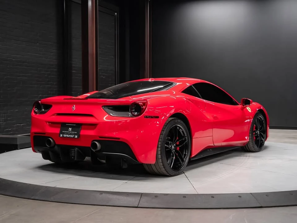 2017 Ferrari 488 GTB - Image 7 of 8
