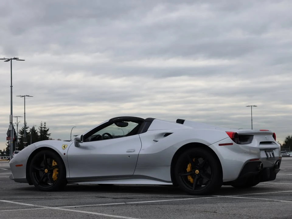 2017 Ferrari 488 Spider - Image 4 of 14