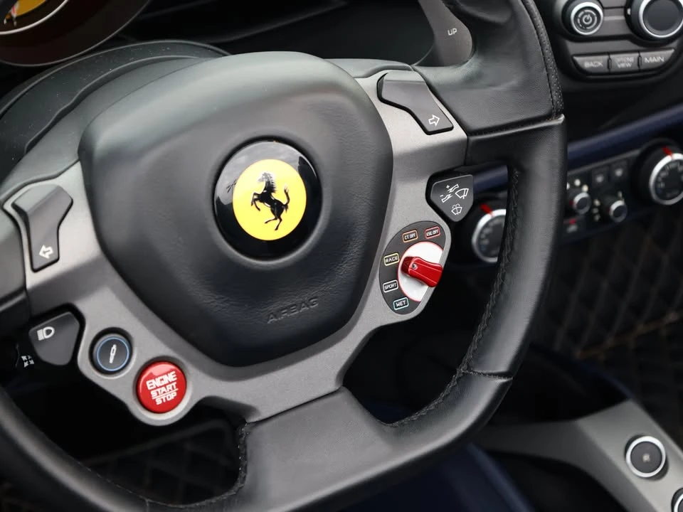 2017 Ferrari 488 Spider - Image 17 of 19