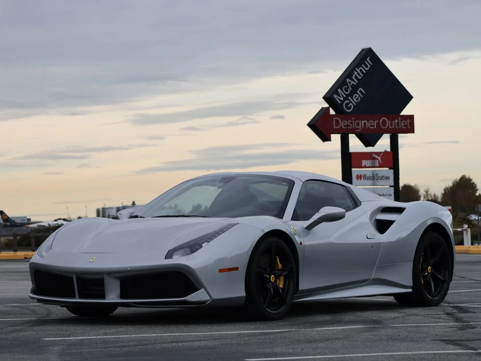 2017 Ferrari 488 Spider - Image 3 of 19