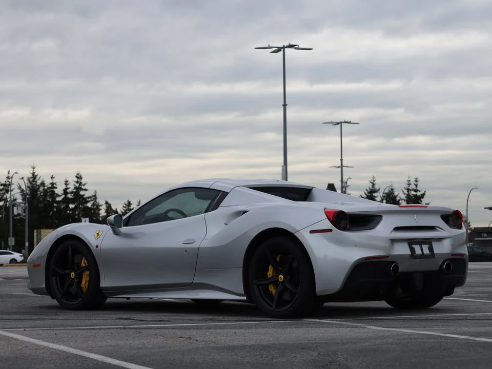 2017 Ferrari 488 Spider - Image 4 of 19