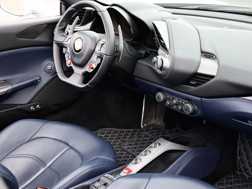2017 Ferrari 488 Spider - Image 11 of 19