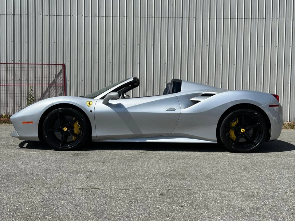 2017 Ferrari 488 Spider - Image 10 of 20